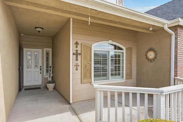 $715,000 | 1929 North Harvard Avenue, Clovis, CA 93619