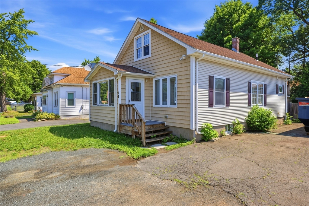 15 Rhodes Avenue Feeding Hills, MA 01030 - Photo 1 of 28