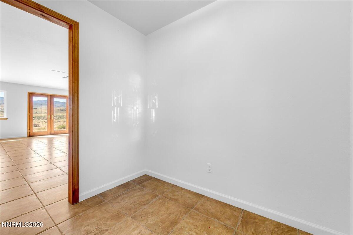 555 Serenity Place Reno, NV 89510 - Photo 31 of 67 Foyer