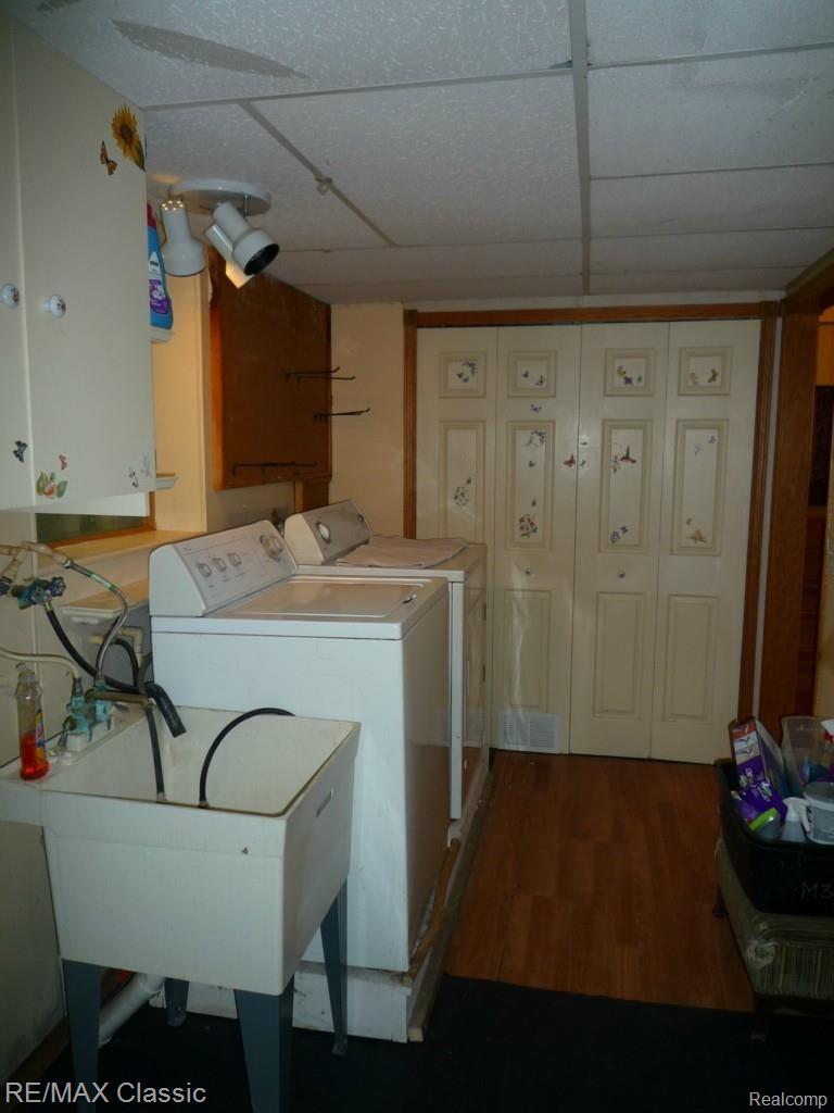 6105 North Owosso Road Fowlerville, MI 48836 - Photo 12 of 18 P1020957.jpg