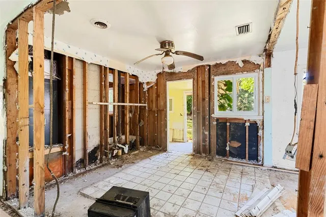 $379,000 | 2677 Martin Street, Sarasota, FL 34237