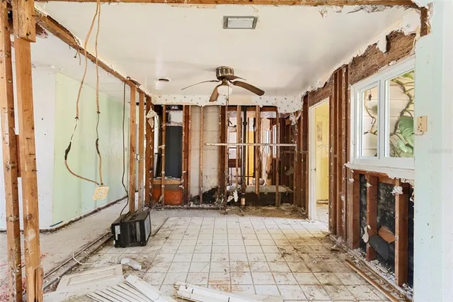 $379,000 | 2677 Martin Street, Sarasota, FL 34237