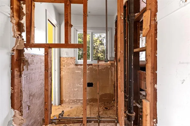 $379,000 | 2677 Martin Street, Sarasota, FL 34237