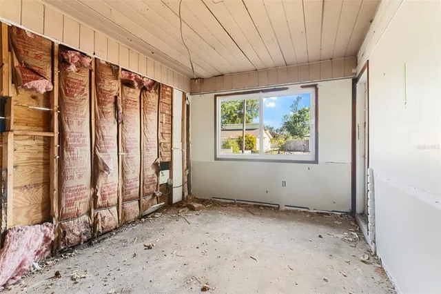 $379,000 | 2677 Martin Street, Sarasota, FL 34237