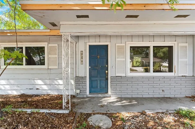 $379,000 | 2677 Martin Street, Sarasota, FL 34237