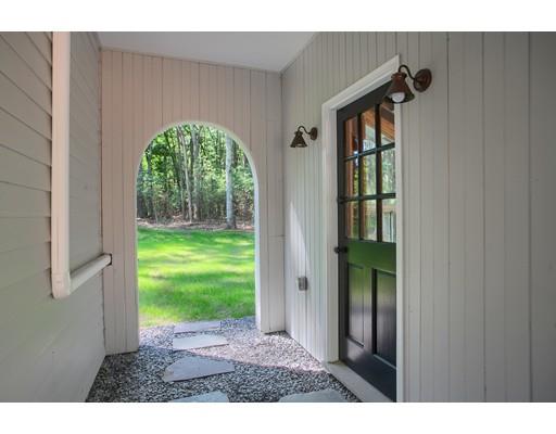 281 Hunters Ridge Road Concord, MA 01742 - Photo 25 of 26 a view of a interior in the house