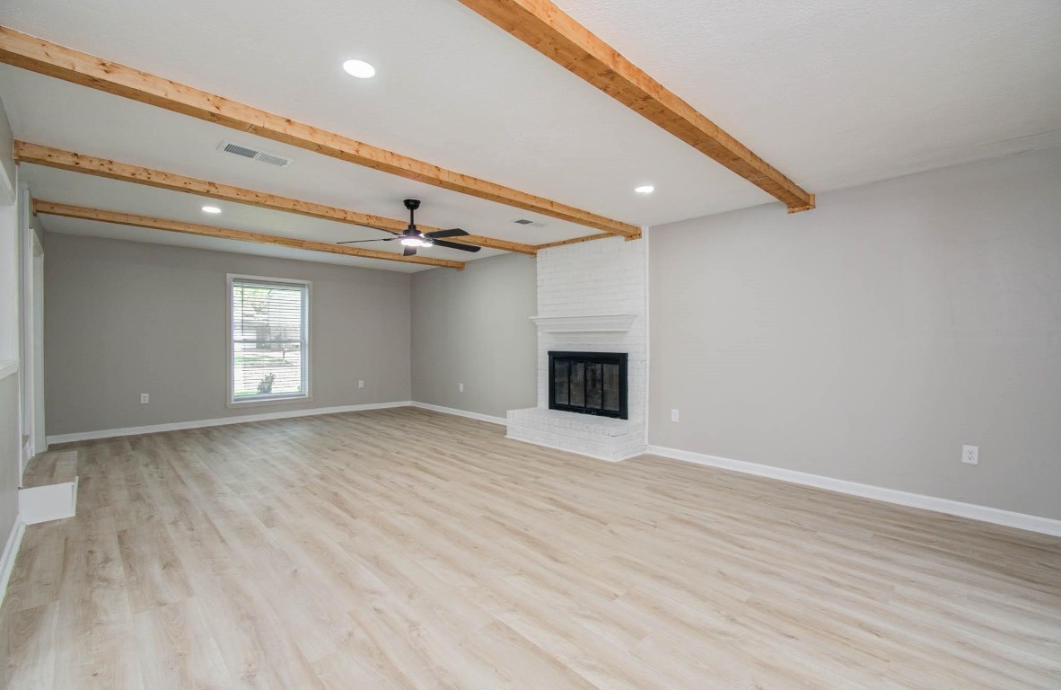 4735 Theall Road Houston, TX 77066 - Photo 16 of 38