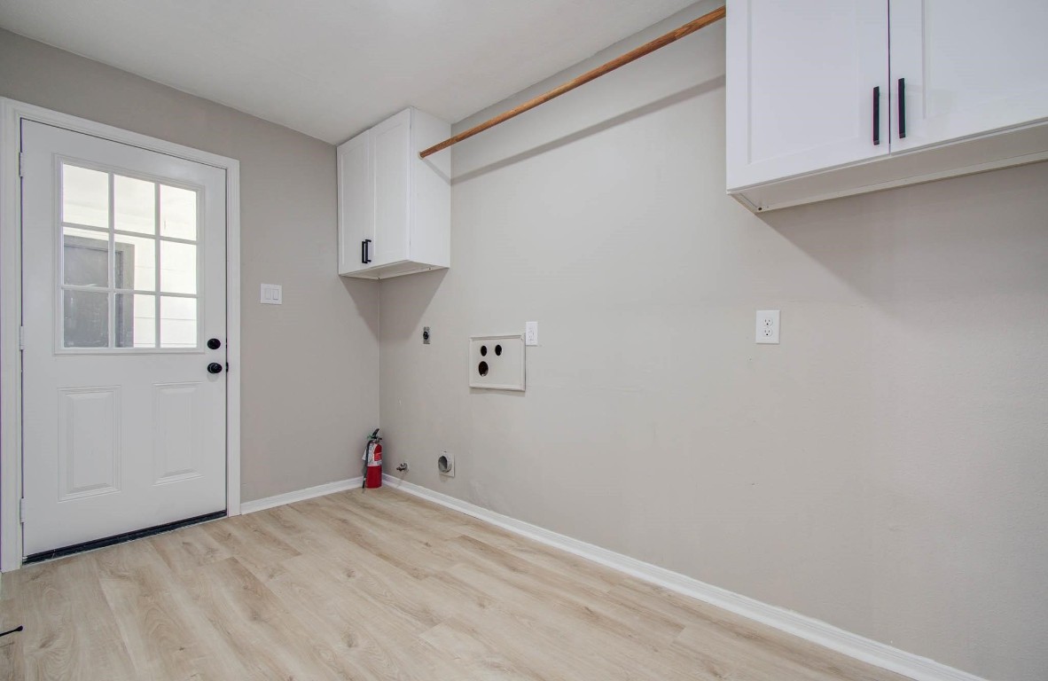 4735 Theall Road Houston, TX 77066 - Photo 22 of 38