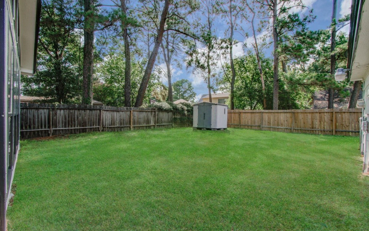 4735 Theall Road Houston, TX 77066 - Photo 36 of 38