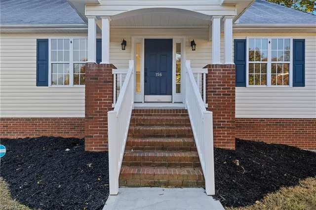 $330,000 | 156 Mallard View Lane, Winston-Salem, NC 27127