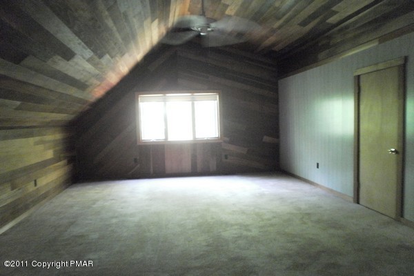 224 Rocky Road Cresco, PA 18326 - Photo 4 of 10 loft