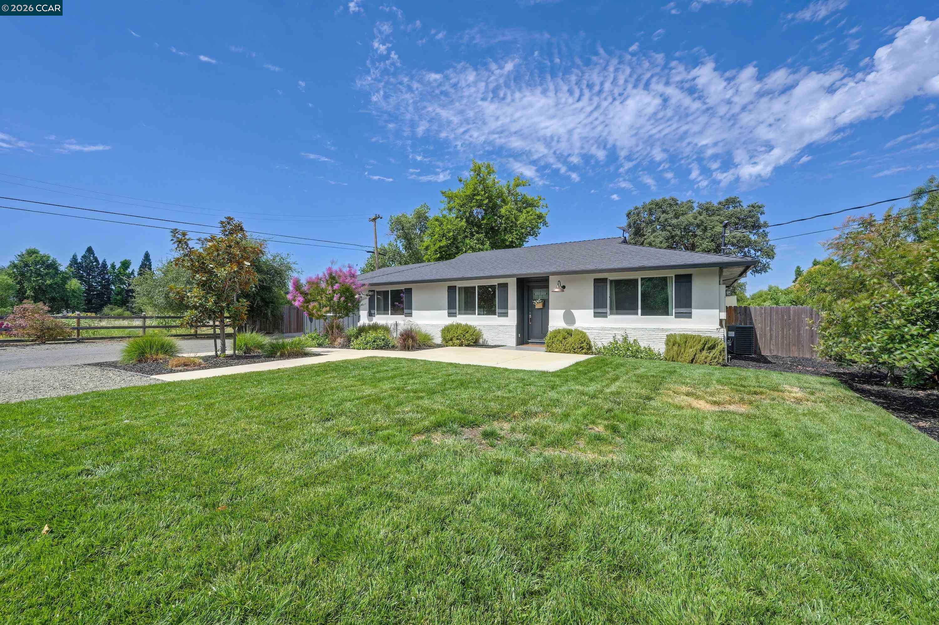 4246 Laird Road Loomis, CA 95650 - Photo 4 of 52
