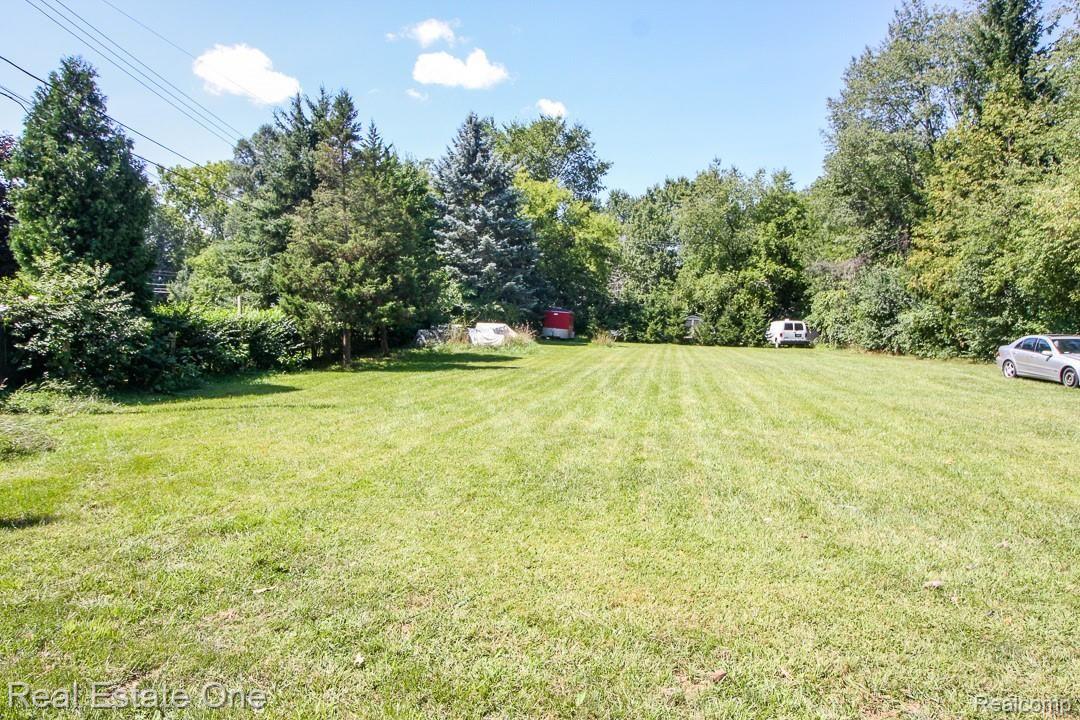 3234 Coolidge Highway Rochester, MI 48309 - Photo 28 of 28 Coolidge-28.jpg
