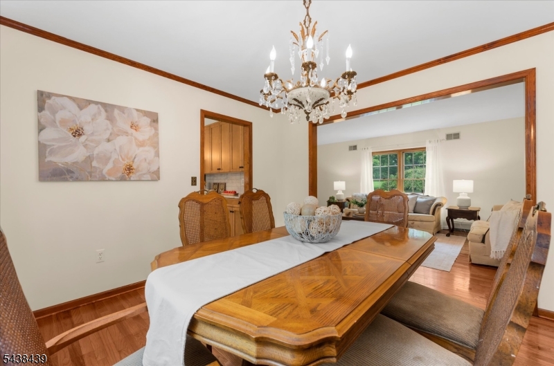 7 Devore Road Flemington, NJ 08822 - Photo 7 of 47 Gallery Image 7