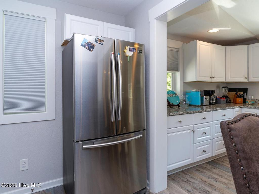 227 Colonial Beach Road Jarvisburg, NC 27947 - Photo 10 of 25