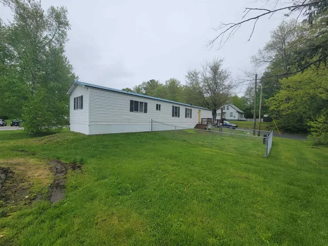 $130,000 | 41 Crow Hill Street, Northumberland, NH 03582