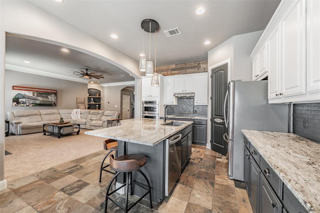 209 Thistle Ridge Denton, TX 76210 - Photo 13 of 40