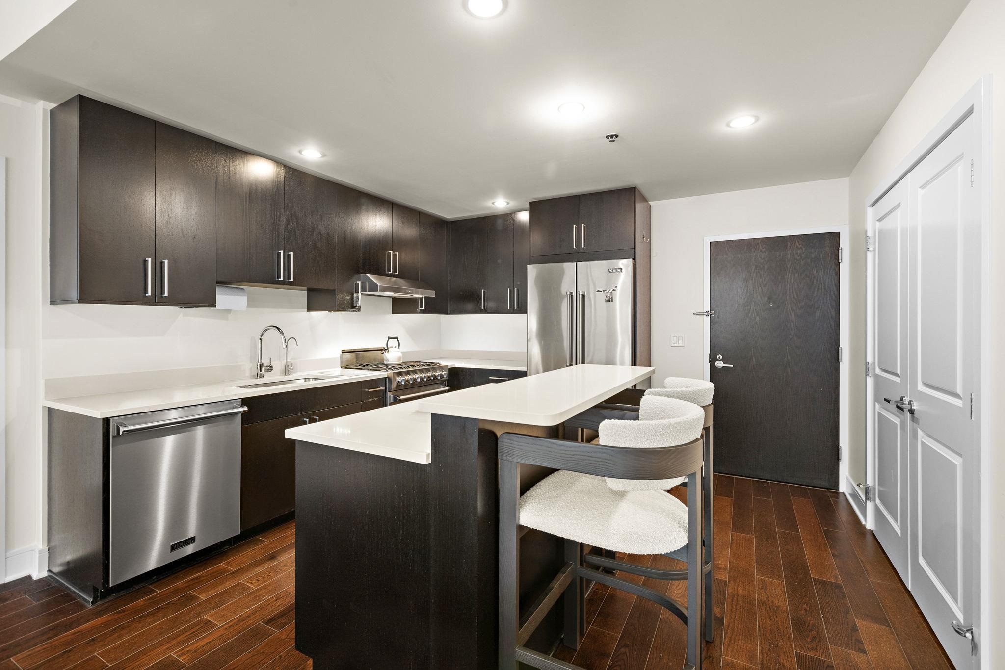 1100 Maxwell Lane, Unit 903 Hoboken, NJ 07030 - Photo 4 of 20