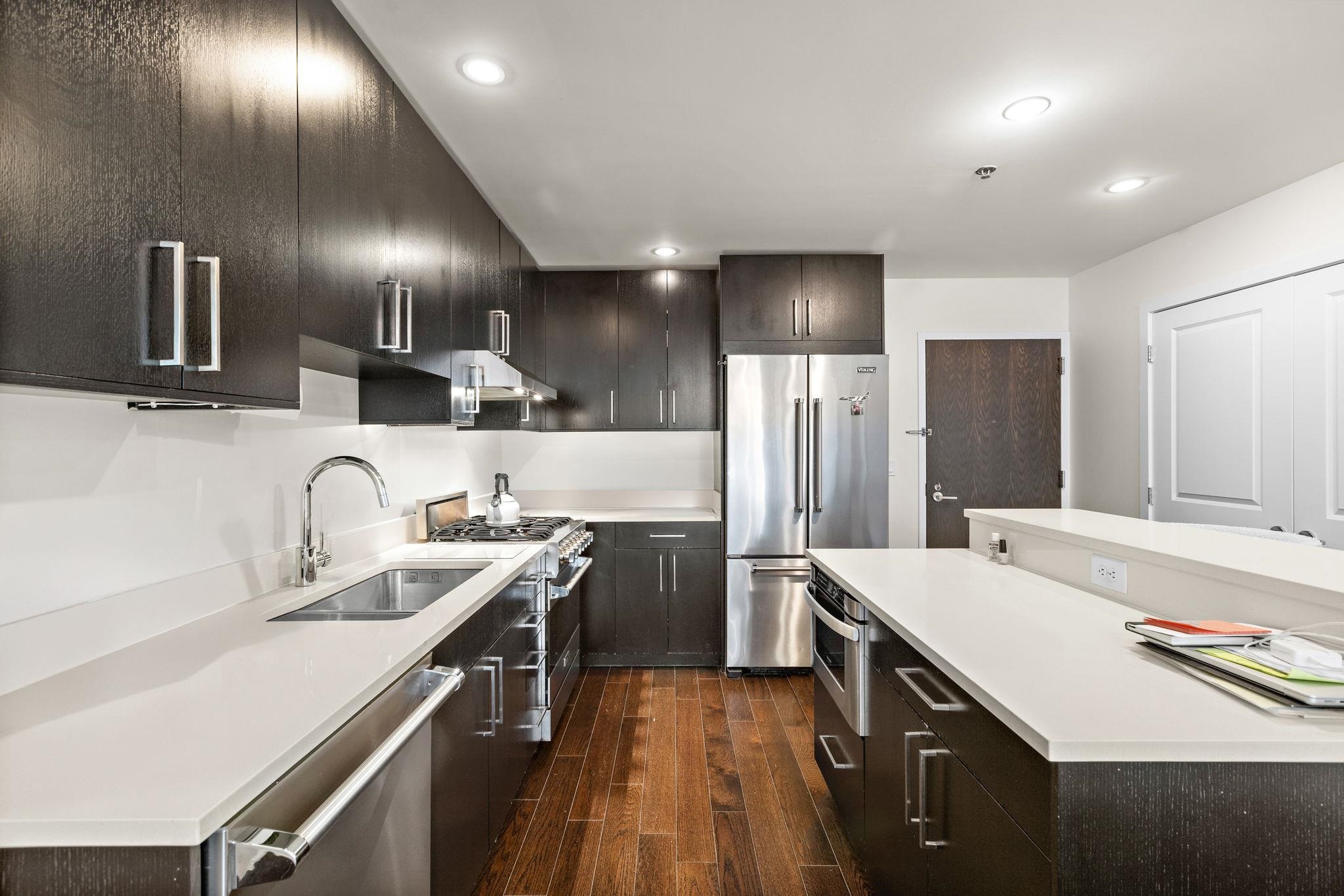 1100 Maxwell Lane, Unit 903 Hoboken, NJ 07030 - Photo 5 of 20