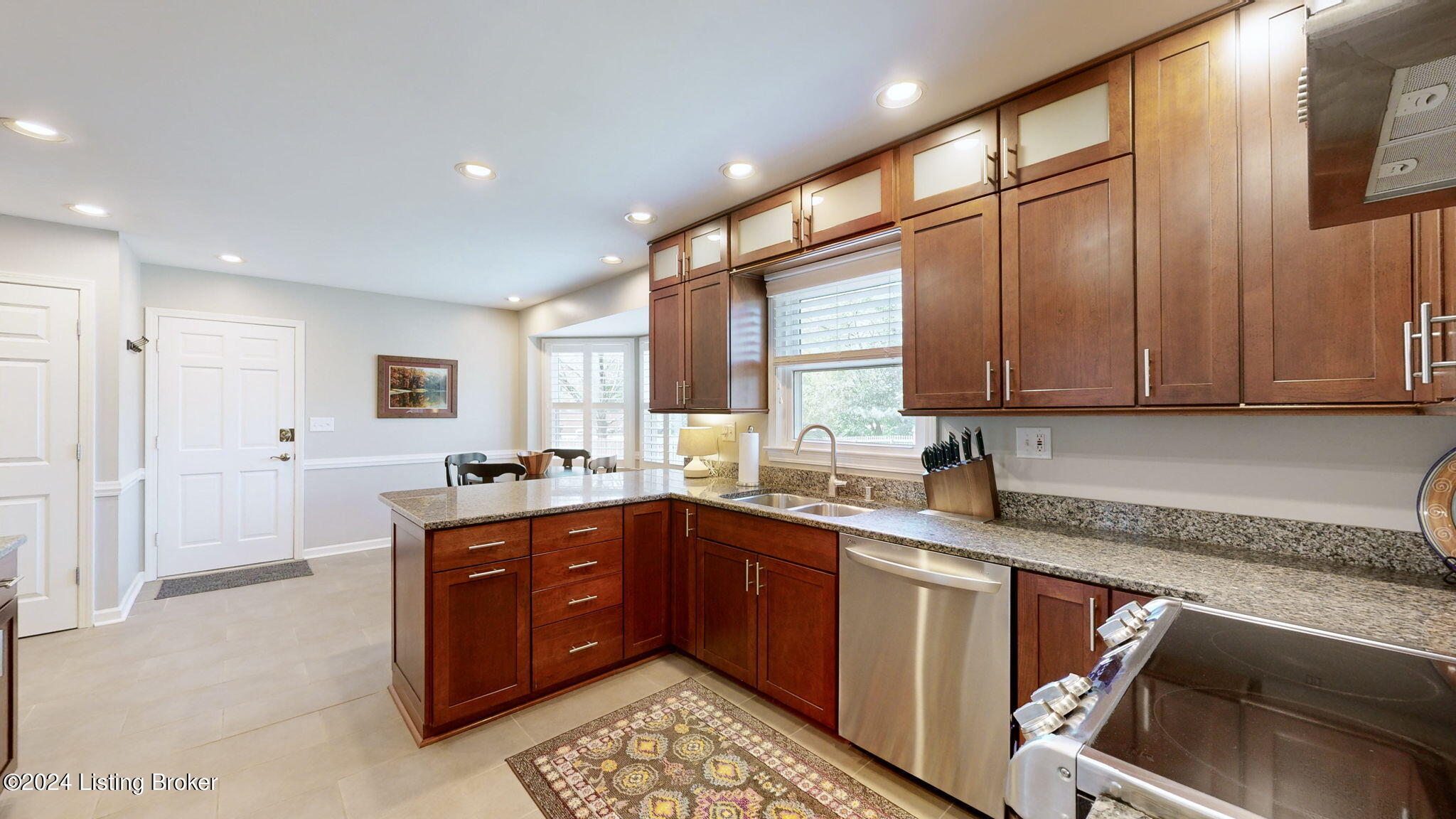 5908 Apache Road Louisville, KY 40207 - Photo 10 of 62 12-web-or-mls-5908 Apache Rd Louisville