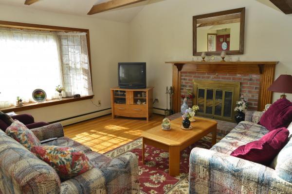 100 Pompano Road Yarmouth Port, MA 02675 - Photo 3 of 25 pompano lr 2