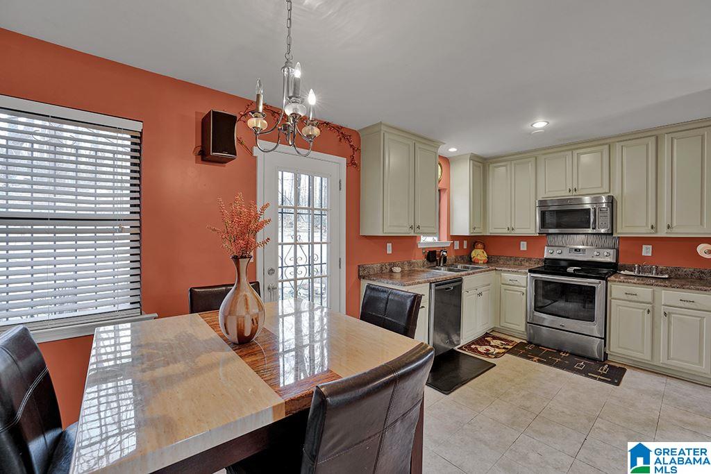 5277 Dresden Road Irondale, AL 35210 - Photo 4 of 29