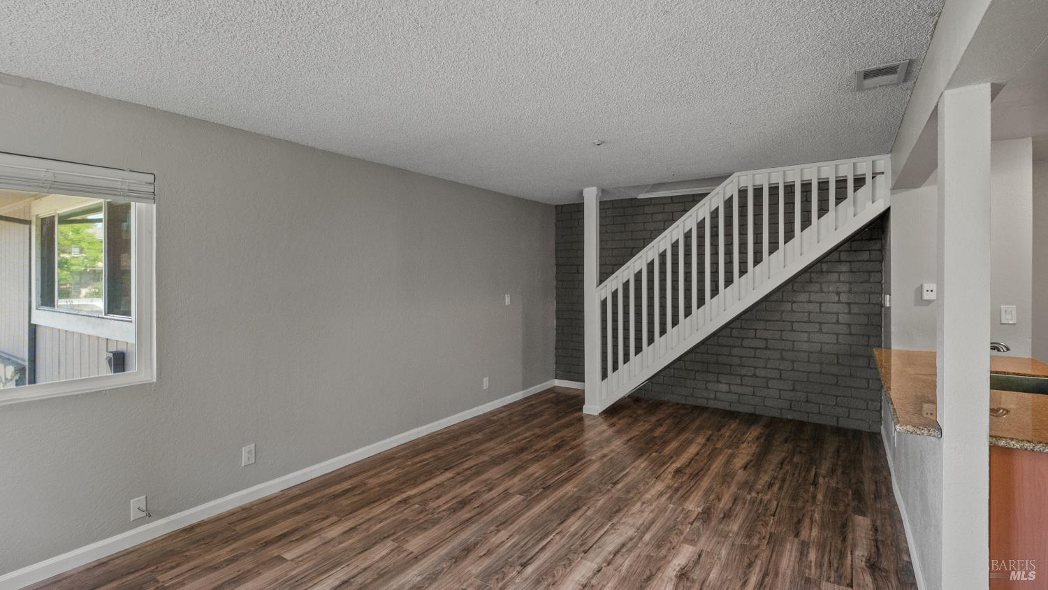 2521 Coffey Lane Santa Rosa, CA 95403 - Photo 5 of 20