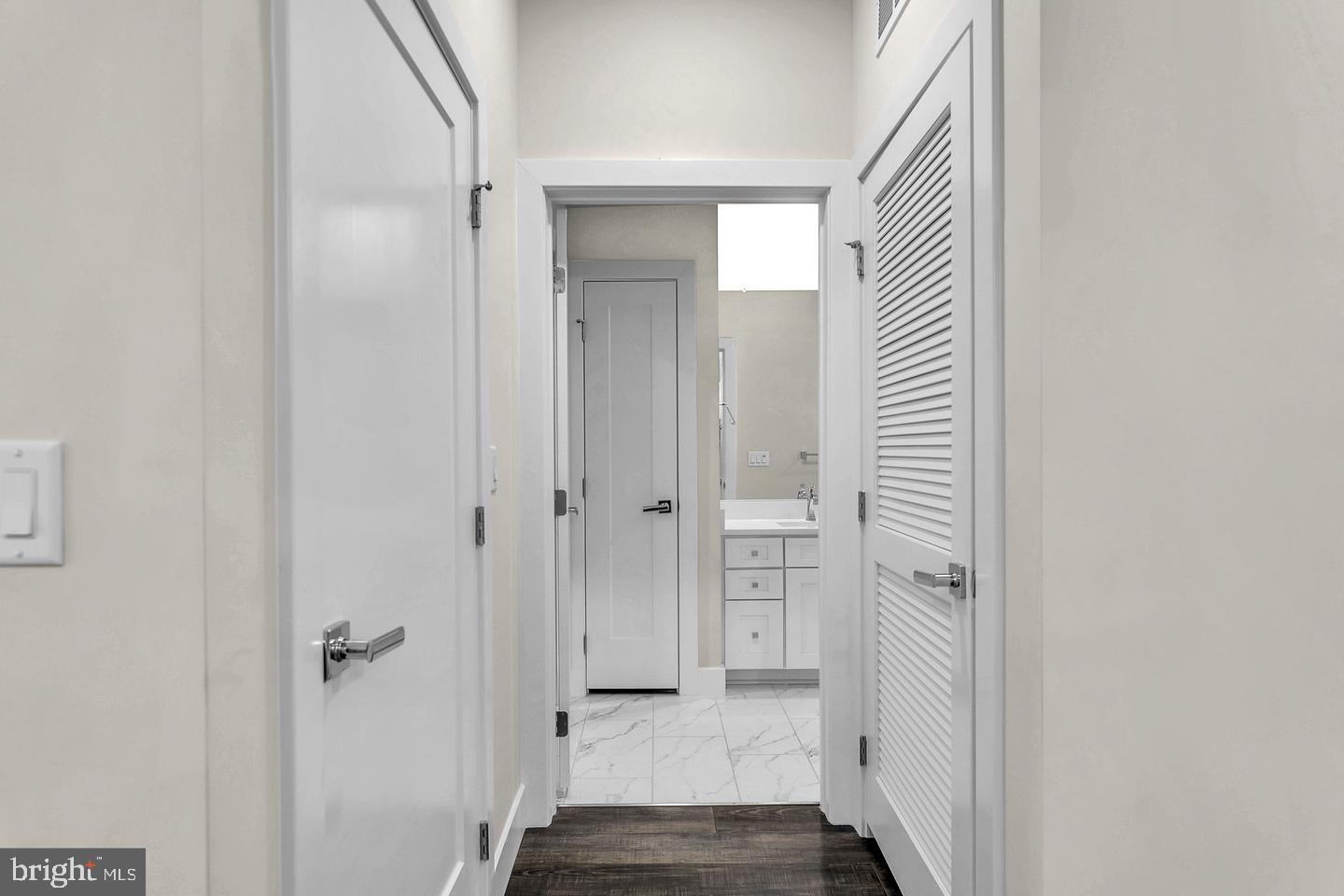 1761 Old Meadow Road, Unit 413 McLean, VA 22102 - Photo 12 of 31