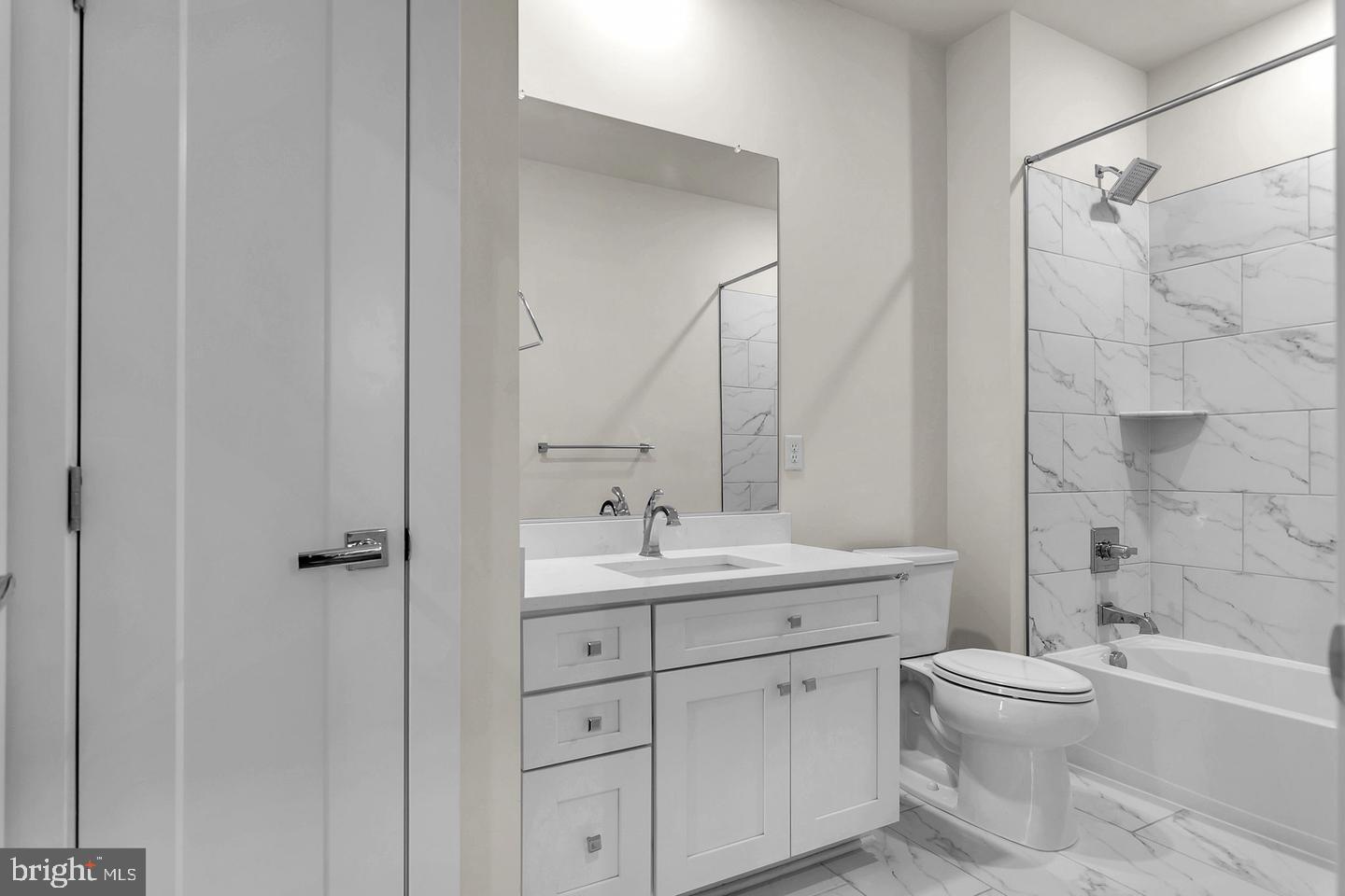 1761 Old Meadow Road, Unit 413 McLean, VA 22102 - Photo 13 of 31