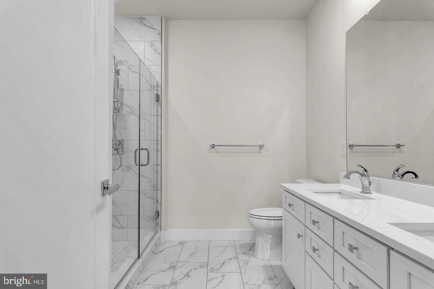 1761 Old Meadow Road, Unit 413 McLean, VA 22102 - Photo 23 of 31