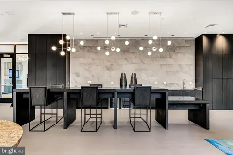 $3,950 | 1761 Old Meadow Road, Unit 413, McLean, VA 22102