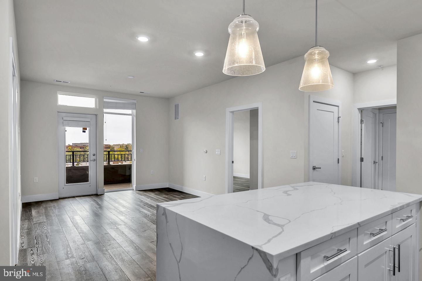 1761 Old Meadow Road, Unit 413 McLean, VA 22102 - Photo 8 of 31