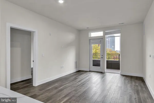 $3,950 | 1761 Old Meadow Road, Unit 413, McLean, VA 22102