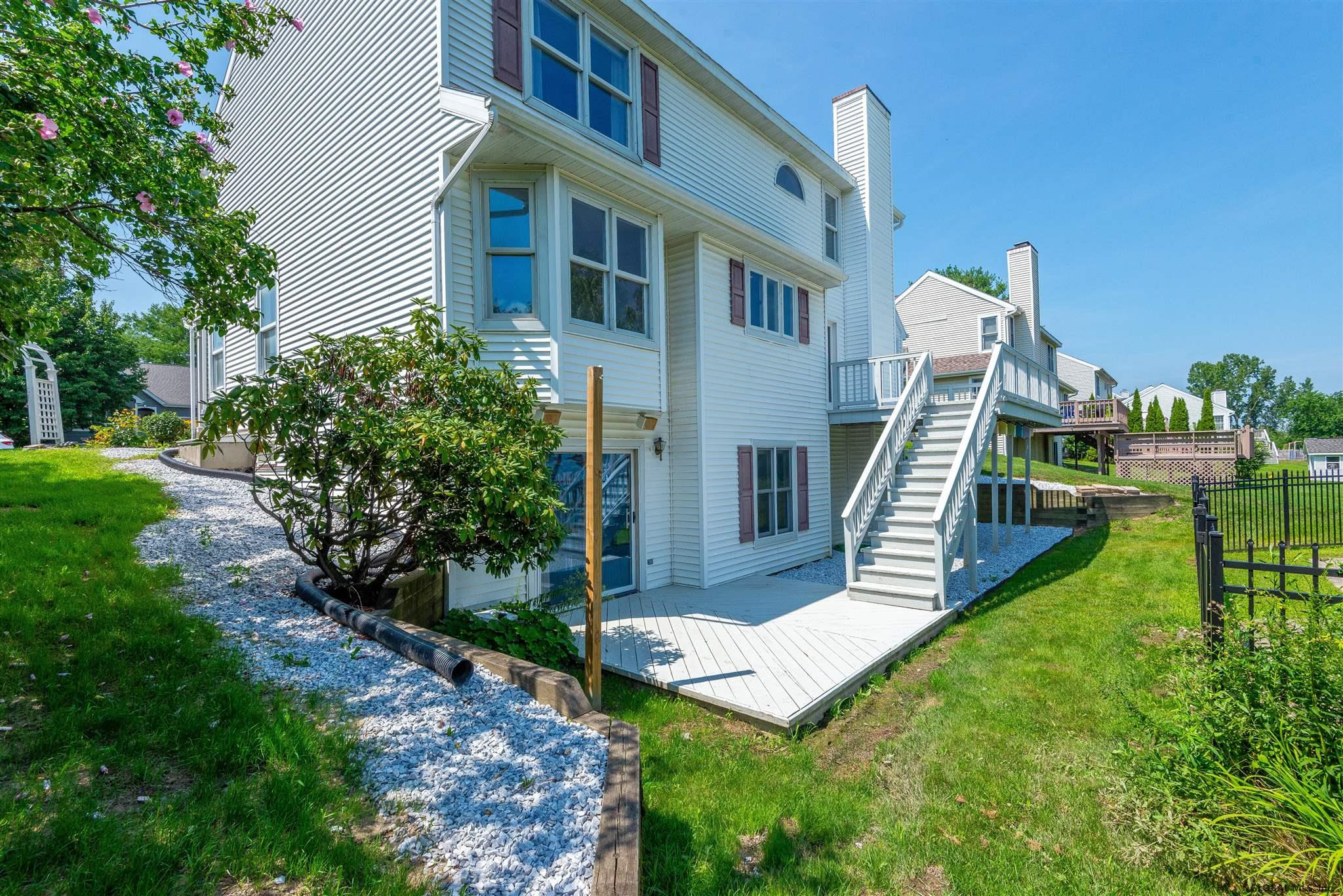 71 Capitol Place Rensselaer, NY 12144 - Photo 2 of 29 Photo 2