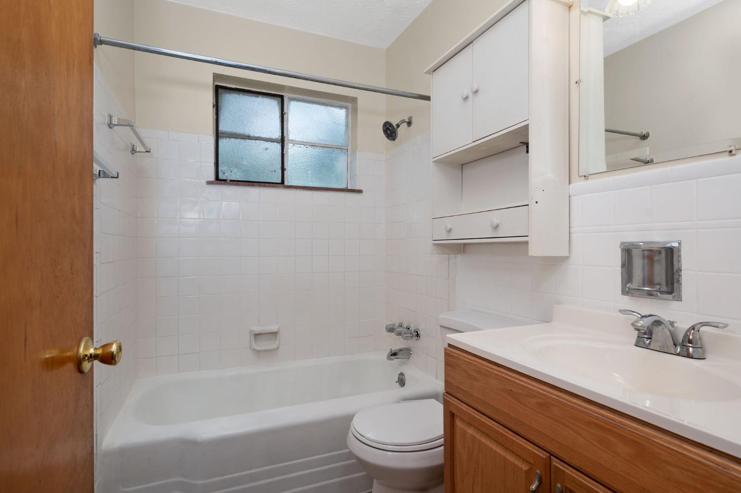 2644 Banning Road Cincinnati, OH 45239 - Photo 14 of 34 Gallery Image 14