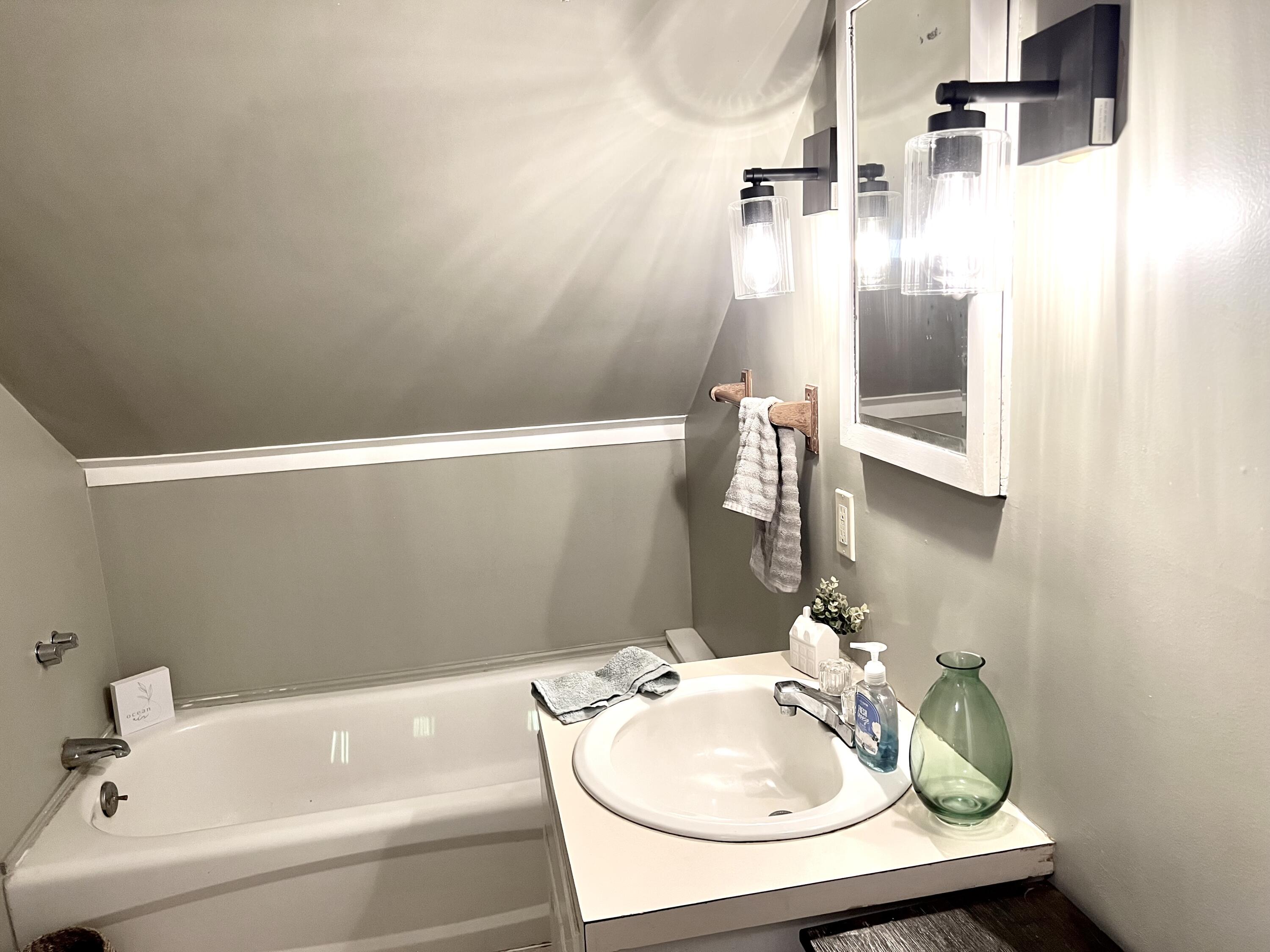160 Boggy Brook Road Ellsworth, ME 04605 - Photo 32 of 37 Second floor full bathroom