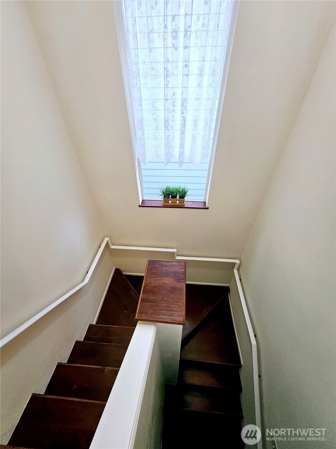 3259 Destination Avenue East Fife, WA 98424 - Photo 30 of 33 a view of entryway