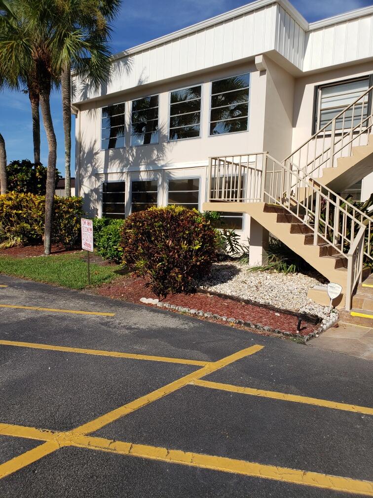 98 Capri B, Unit 98 Delray Beach, FL 33484 - Photo 4 of 8 Resized_20220910_170013