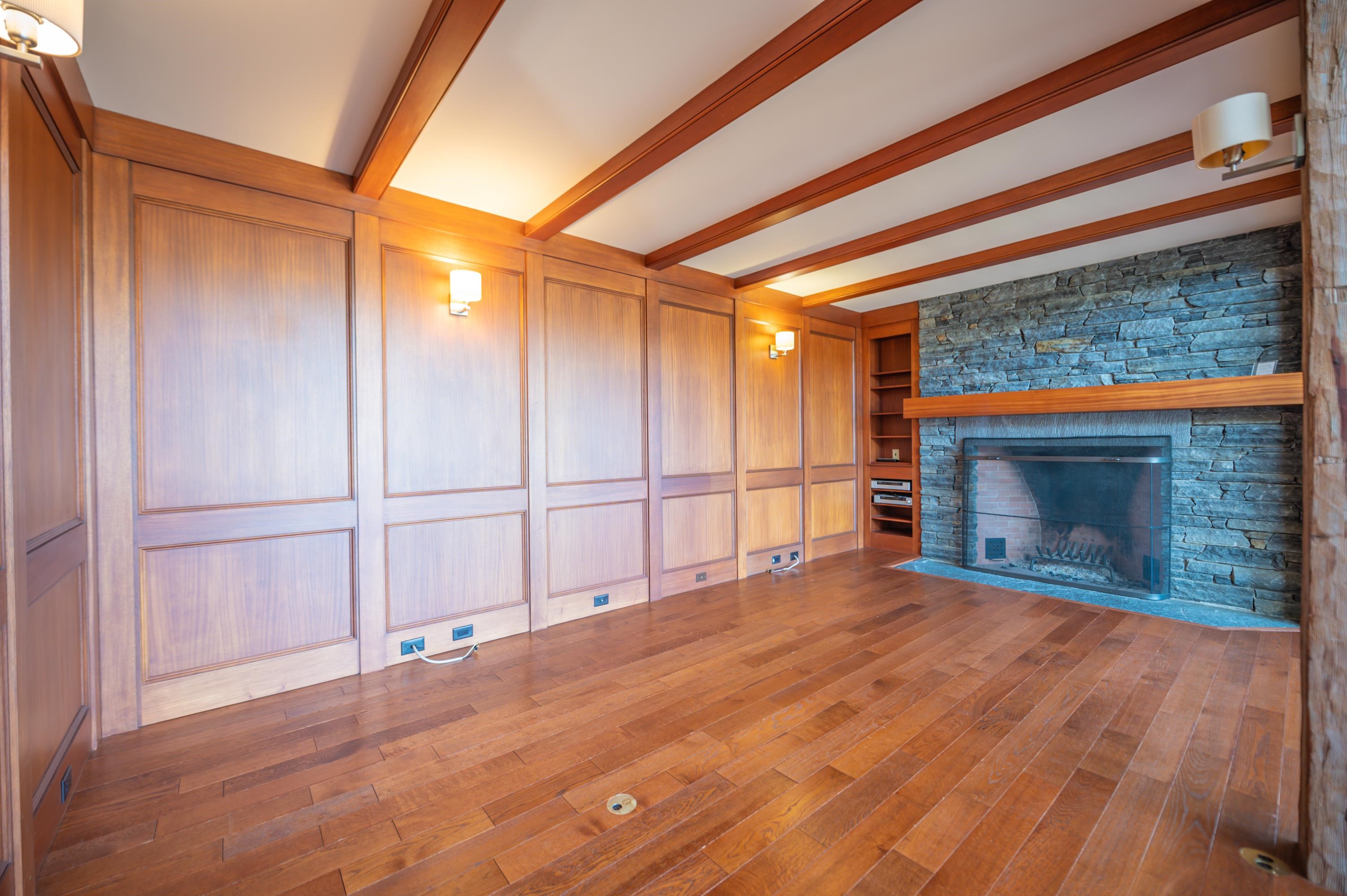 1324 Middle Road Dummerston, VT 05301 - Photo 13 of 54