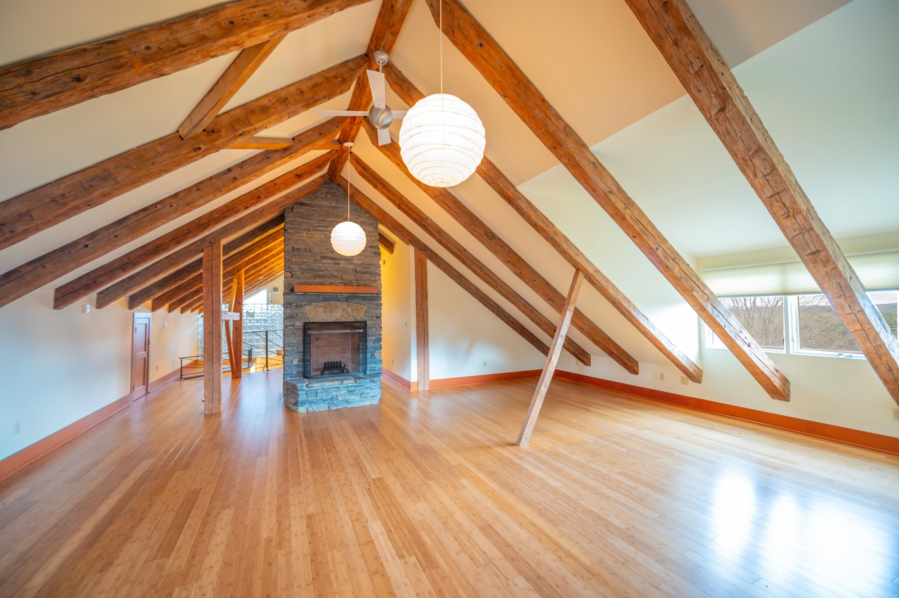 1324 Middle Road Dummerston, VT 05301 - Photo 20 of 54