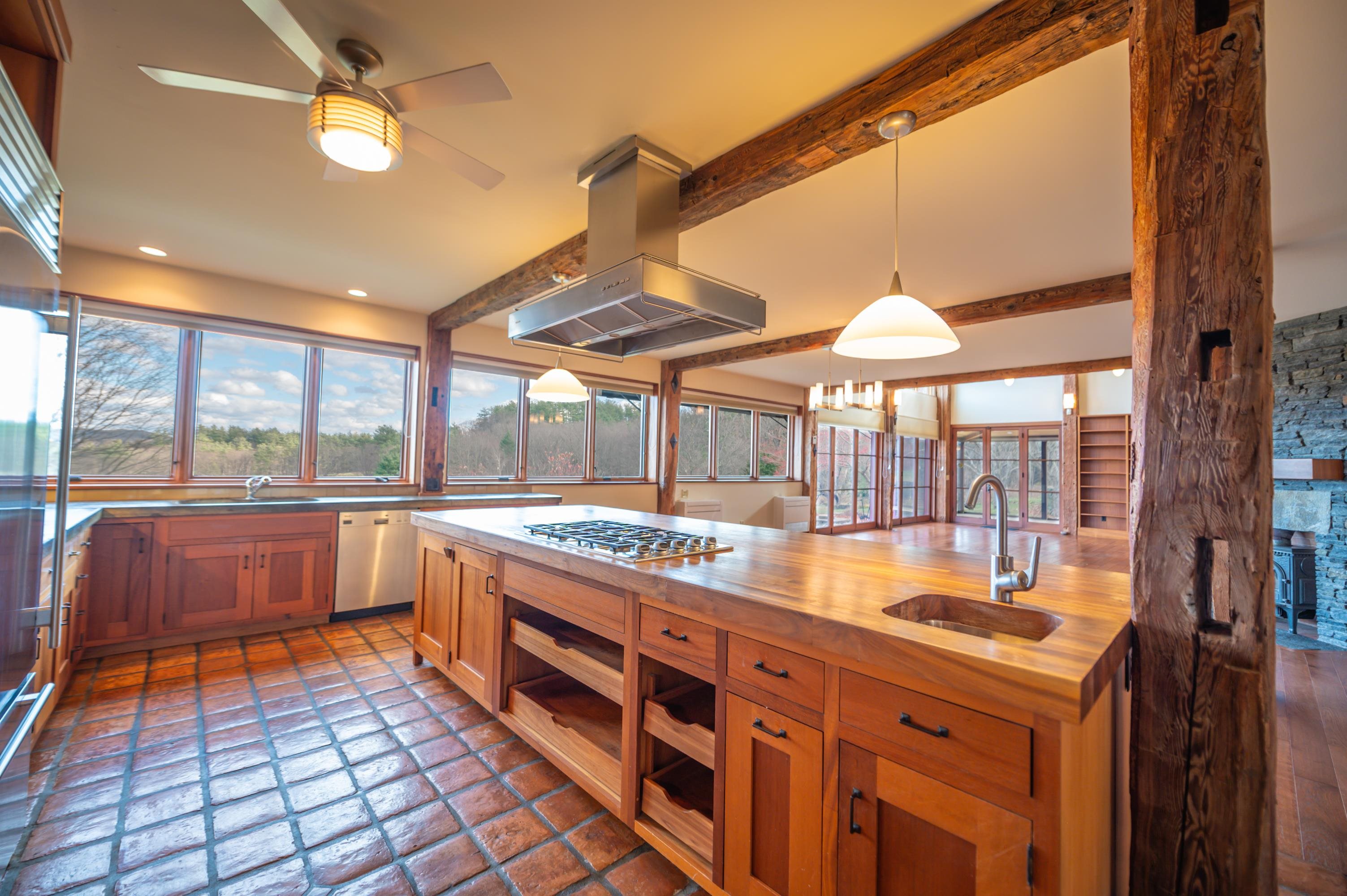 1324 Middle Road Dummerston, VT 05301 - Photo 10 of 54