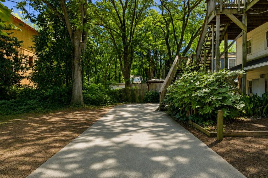 515 Calhoun Street Northwest Atlanta, GA 30318 - Photo 25 of 26