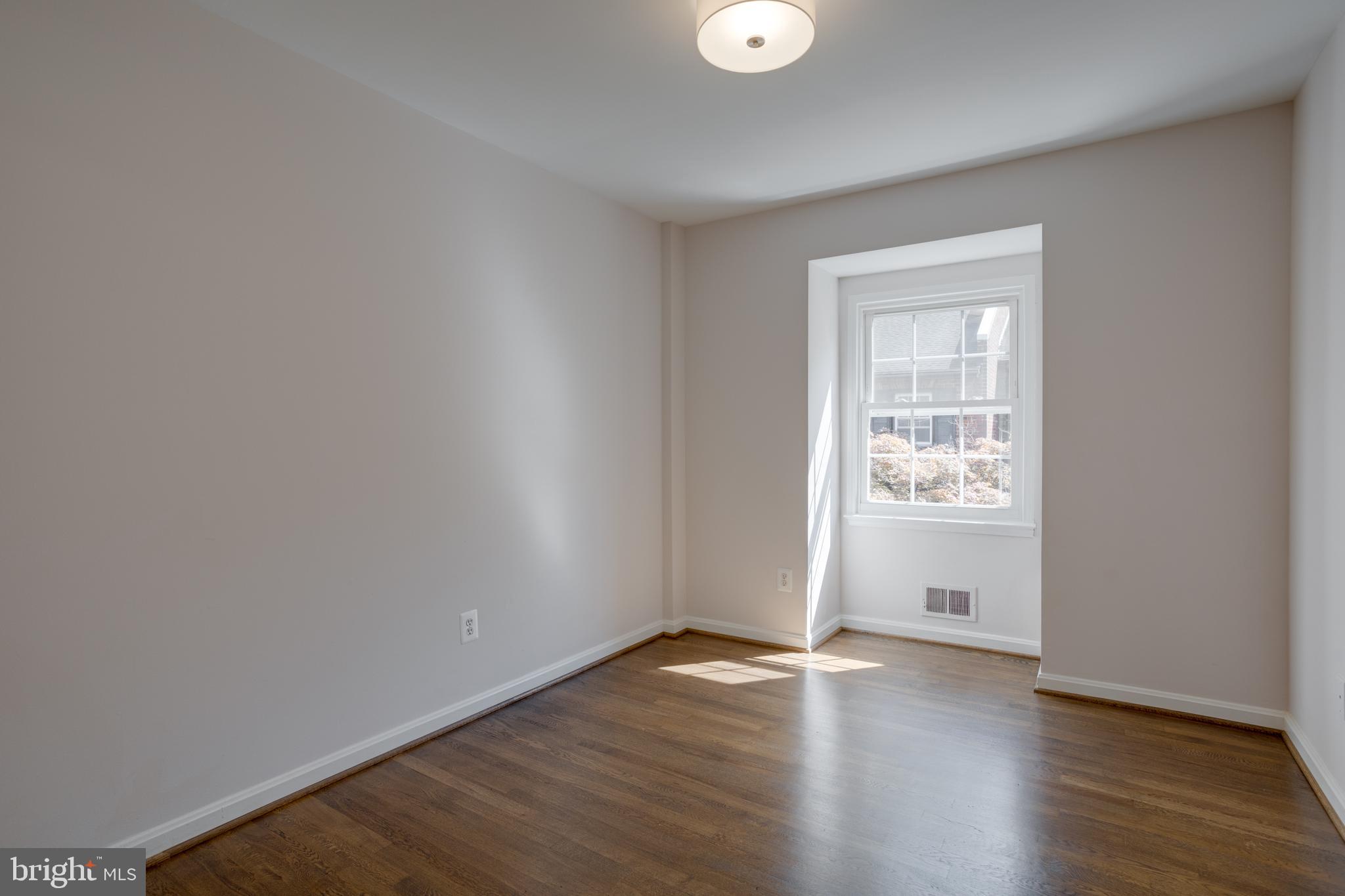 3863 Chain Bridge Road Fairfax, VA 22030 - Photo 25 of 61 Gallery Image 25