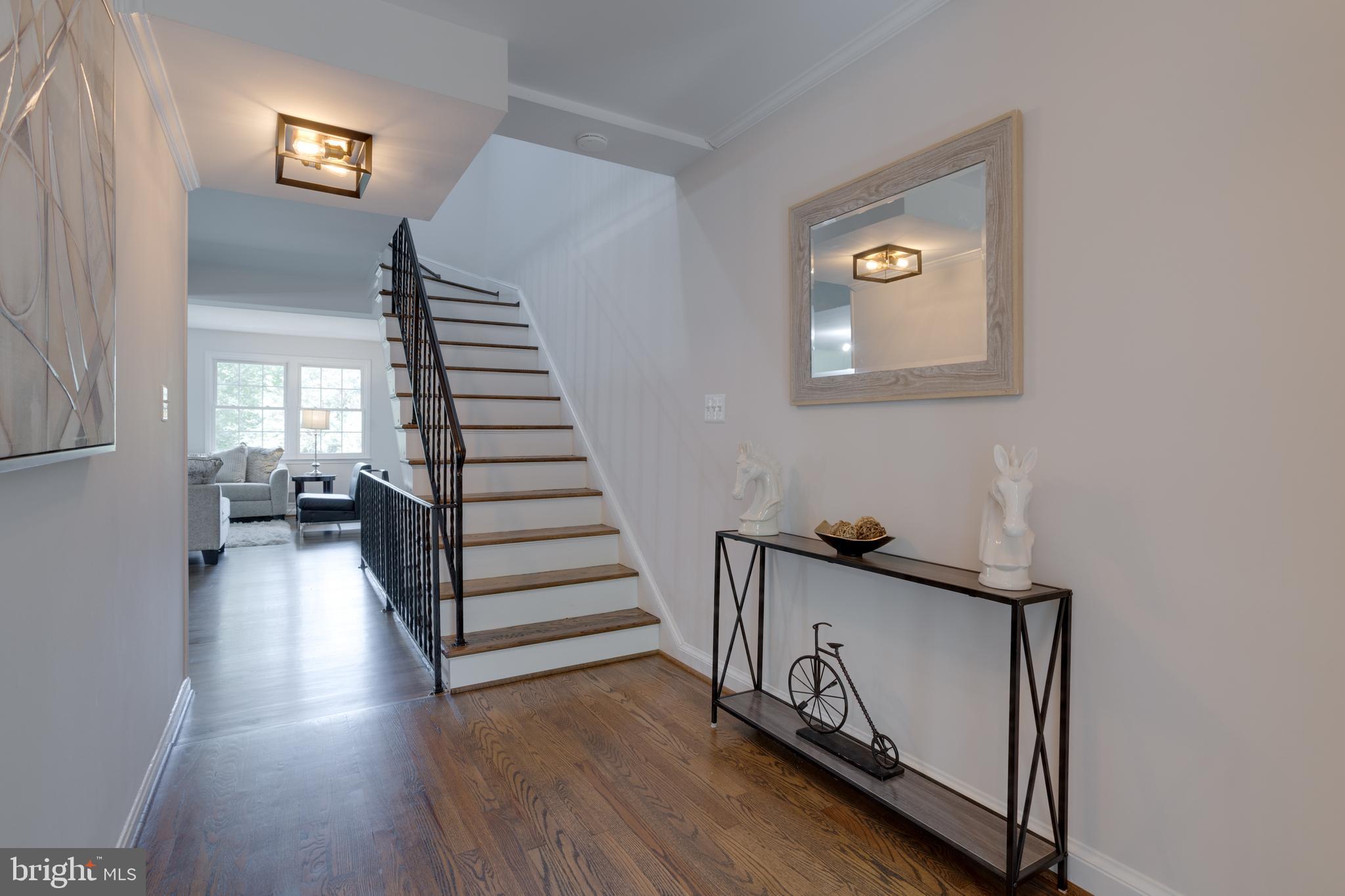 3863 Chain Bridge Road Fairfax, VA 22030 - Photo 4 of 61 Gallery Image 4