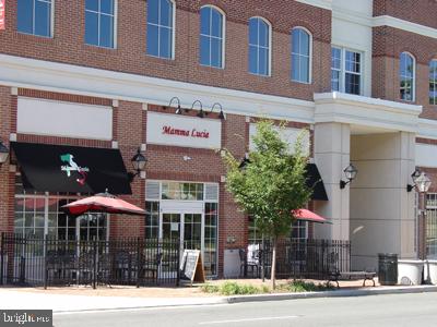 3863 Chain Bridge Road Fairfax, VA 22030 - Photo 51 of 61 Gallery Image 51