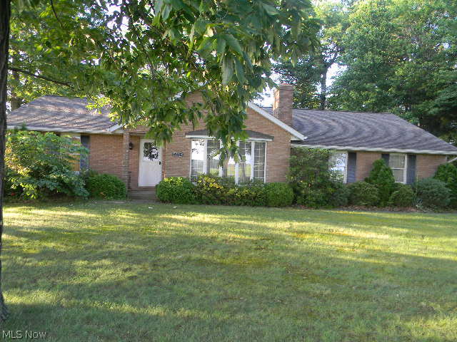 2097 Waynesburg Road Northeast Carrollton, OH 44615 - Photo 3 of 20