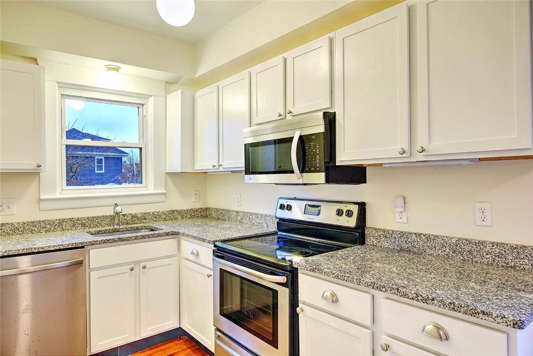 127 Evergreen Street, Unit 2 Providence, RI 02906 - Photo 15 of 24