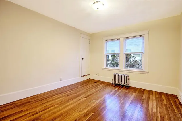 $2,900 | 127 Evergreen Street, Unit 2, Providence, RI 02906