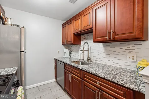 $318,000 | 137 Tavistock, Cherry Hill, NJ 08034