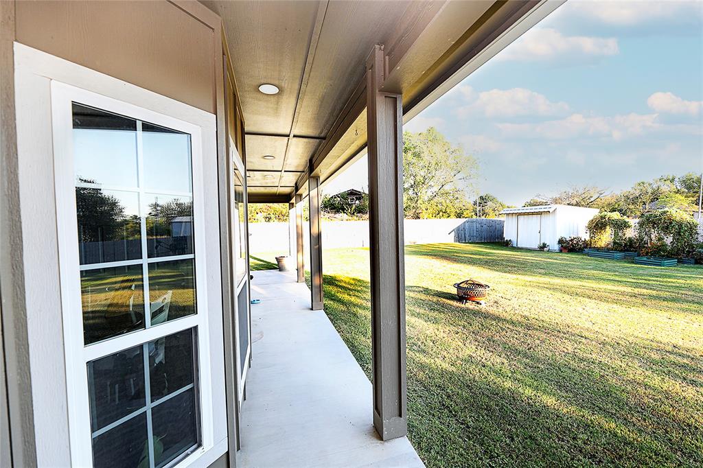 305 Main Street Nocona, TX 76255 - Photo 18 of 36